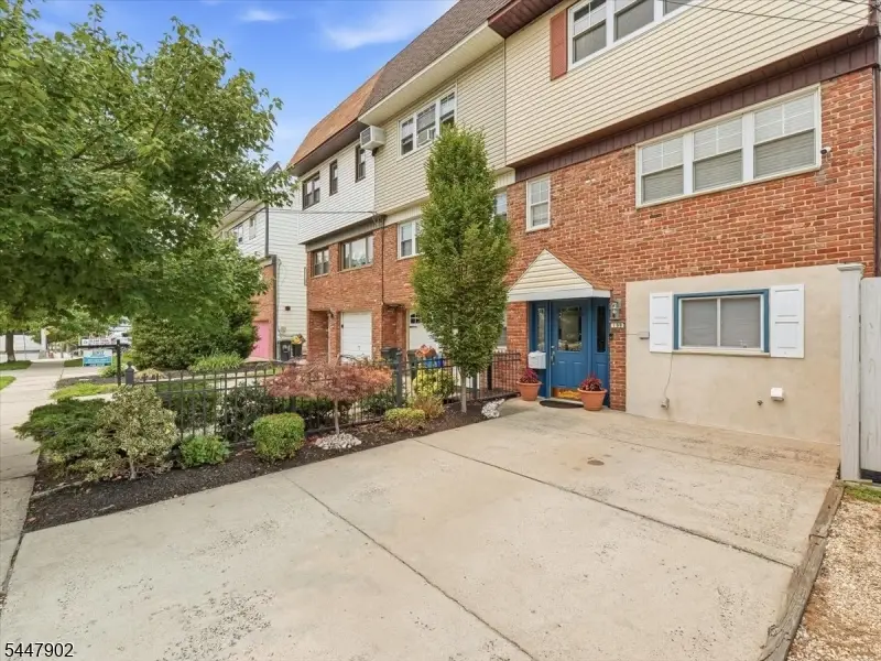 199 Avenue A, Bayonne, NJ 07002 - #1