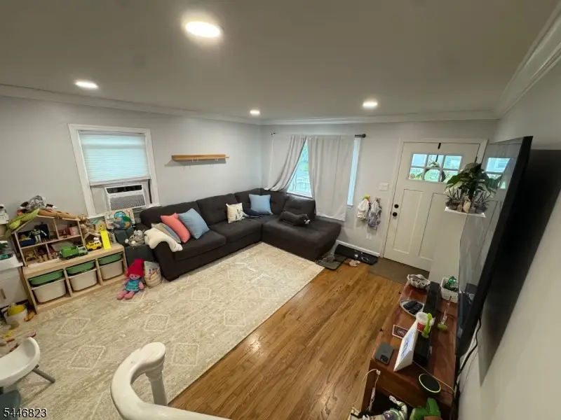 91 Lawrence Rd, Parsippany Troy Hills, NJ 07054 - #2