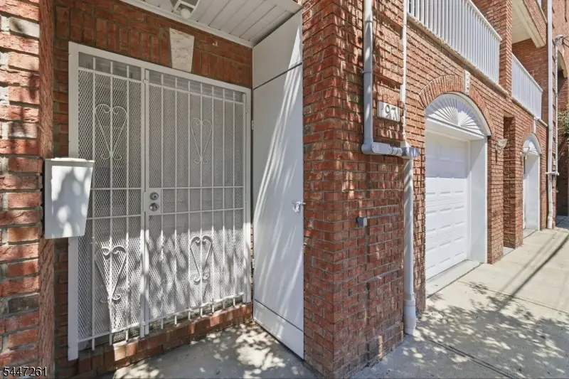 97 Astor St, Newark, NJ 07114 - #2