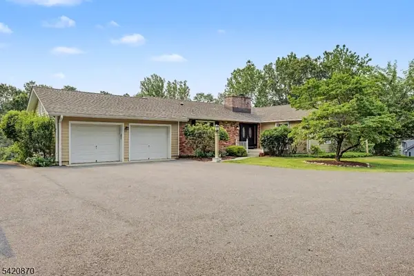 135 W Mountain Rd, Sparta Twp., NJ 07871