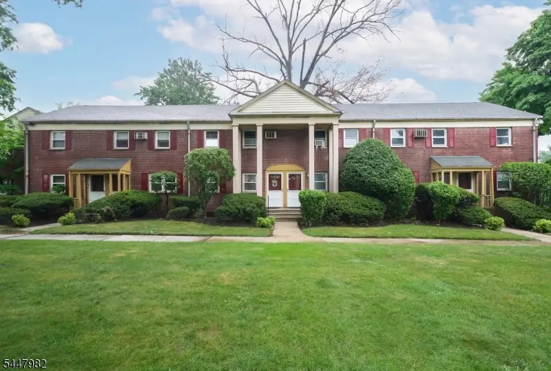 500 S Center St, Orange, NJ 07050 - #2