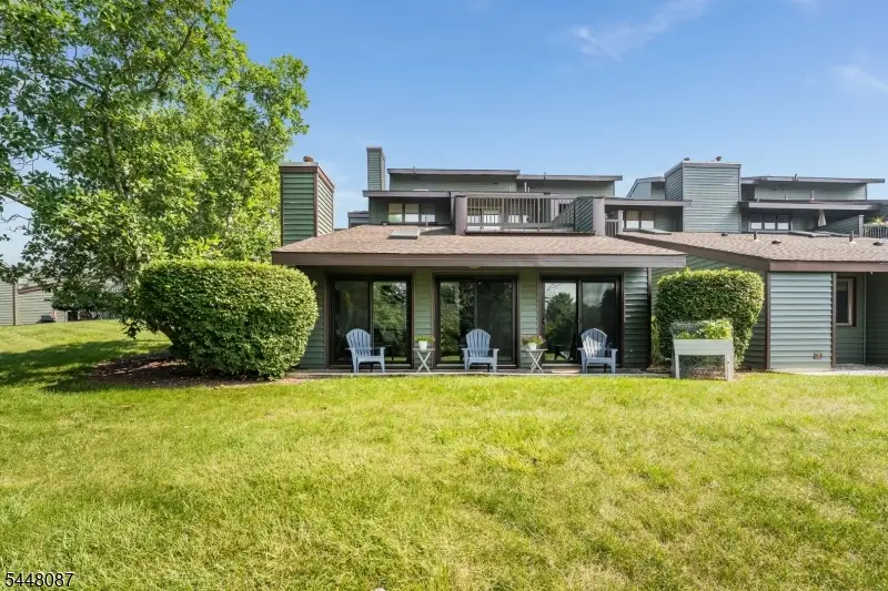 23 Highland Cir, Clinton, NJ 08809 - #1
