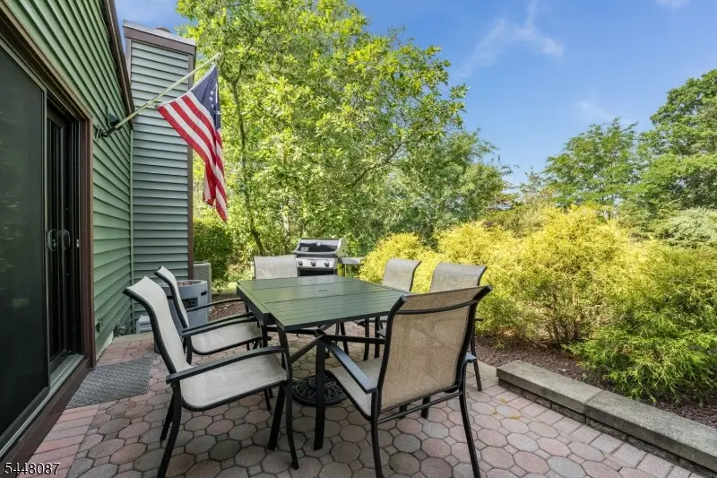 23 Highland Cir, Clinton, NJ 08809 - #3