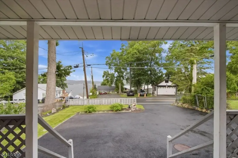 110 Maxim Dr, Hopatcong, NJ 07843 - #2