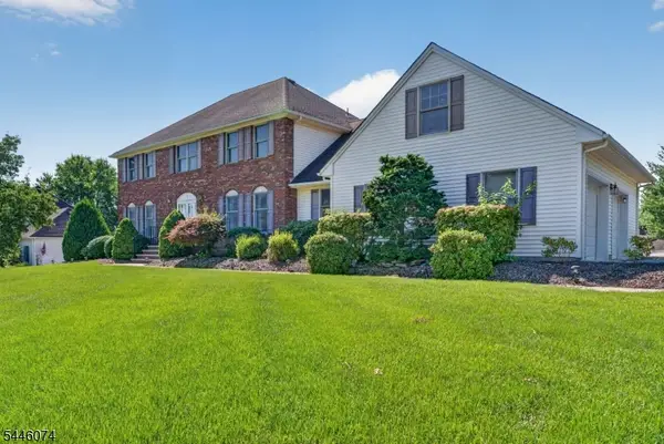 18 Cornell Trl, Hillsborough Twp., NJ 08844
