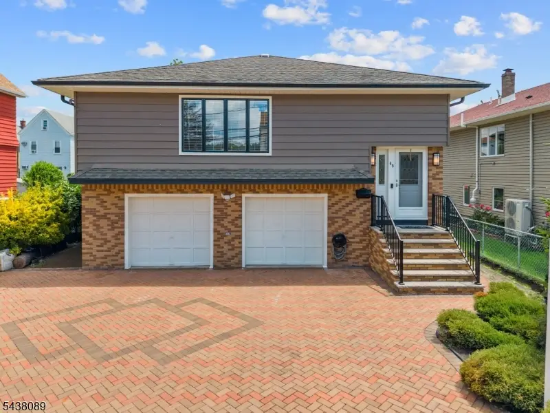 45 Grunwald St, Clifton, NJ 07013 - #1