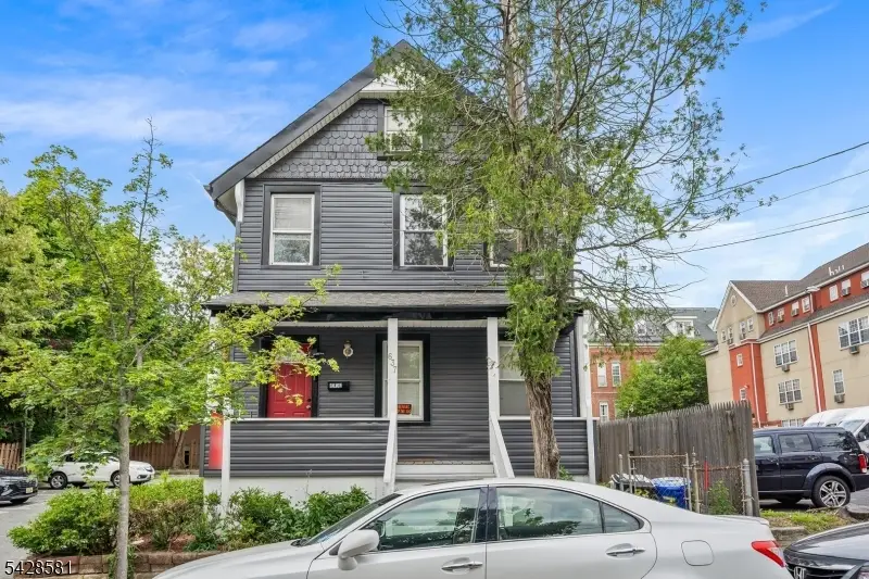 637 Union St, City Of Orange, NJ 07050 - #1