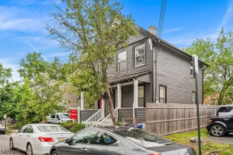637 Union St, City Of Orange, NJ 07050 - #3