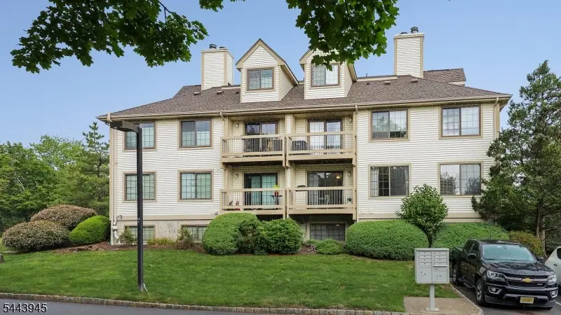2501 Privet Way, Bernards, NJ 07920 - #2