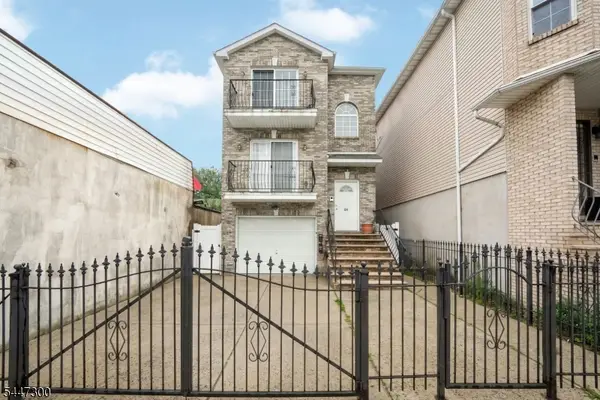 64 Brunswick St, Newark City, NJ 07114