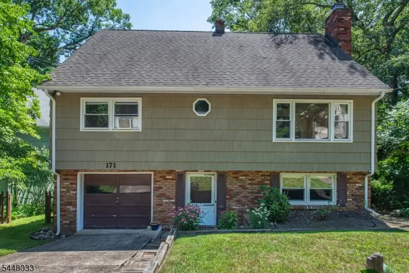 171 Skyline Lake Dr, Ringwood, NJ 07456 - #1