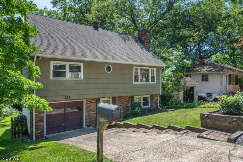 171 Skyline Lake Dr, Ringwood, NJ 07456 - #3