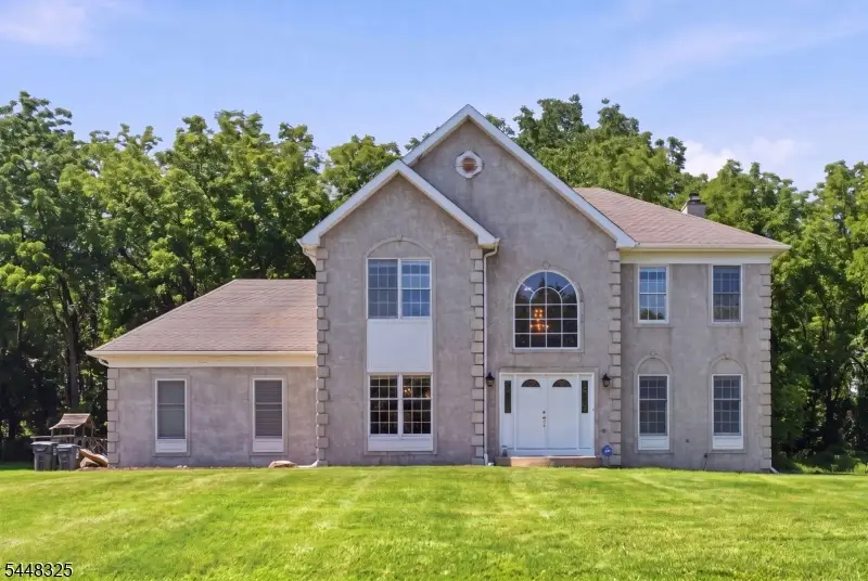 109 Willever Way, Stewartsville, NJ 08886 - #3