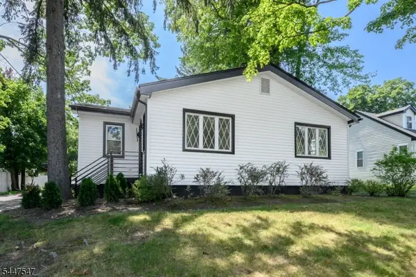 137 Myrtle Ave, Allendale Boro, NJ 07401