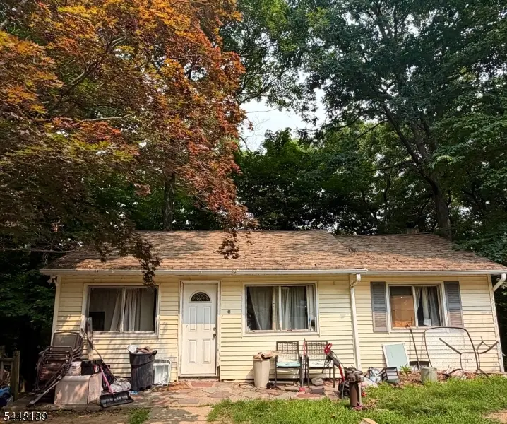 48 Skidmore Trl, Hopatcong, NJ 07843 - #1