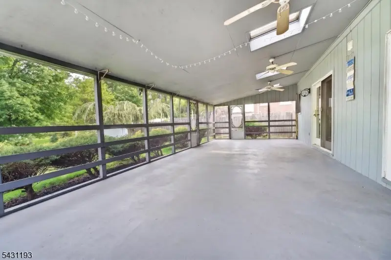 321 Center St, Phillipsburg, NJ 08865 - #3