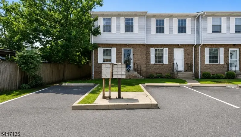 675 R Garden St #1, Elizabeth, NJ 07202 - #1