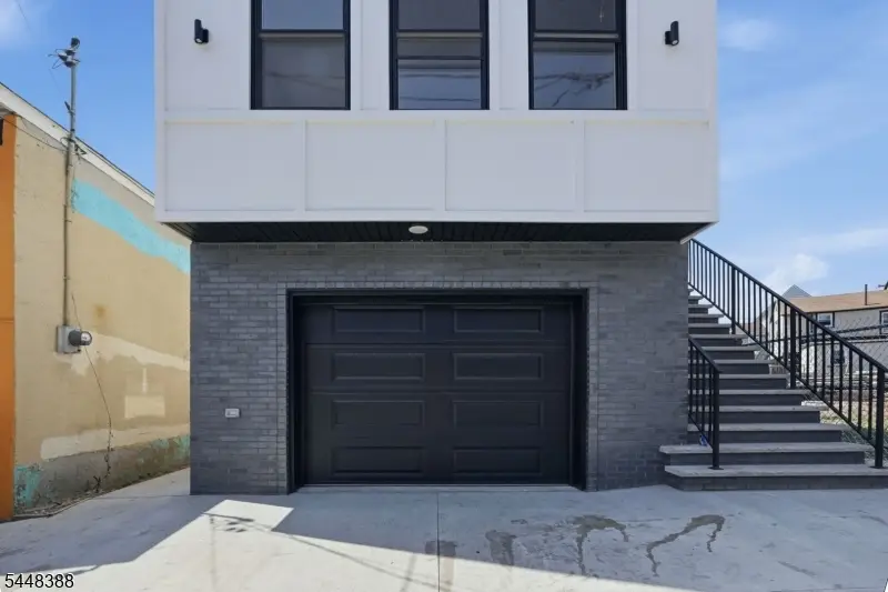 54 Pennsylvania Ave, Newark, NJ 07114 - #2