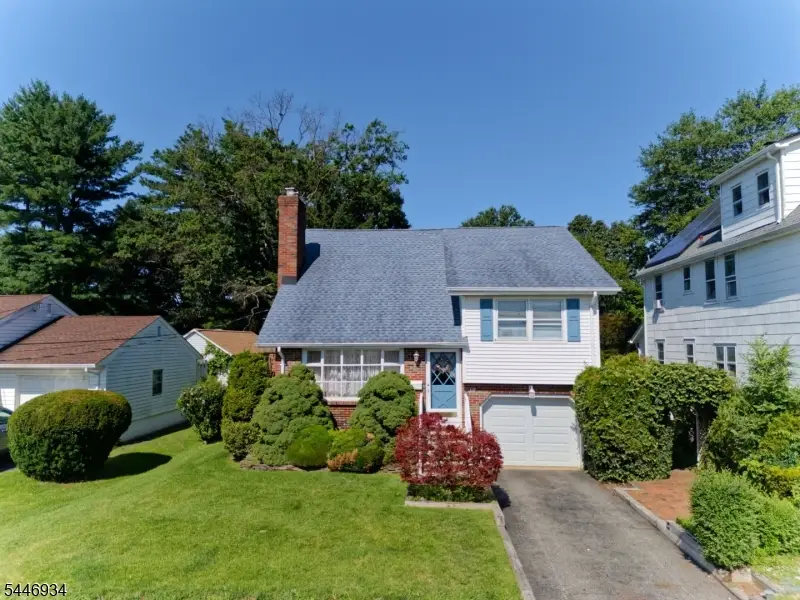 319 Marion Pl, Manville, NJ 08835 - #1