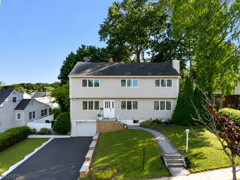 181 Livingston St, Clifton, NJ 07013 - #1