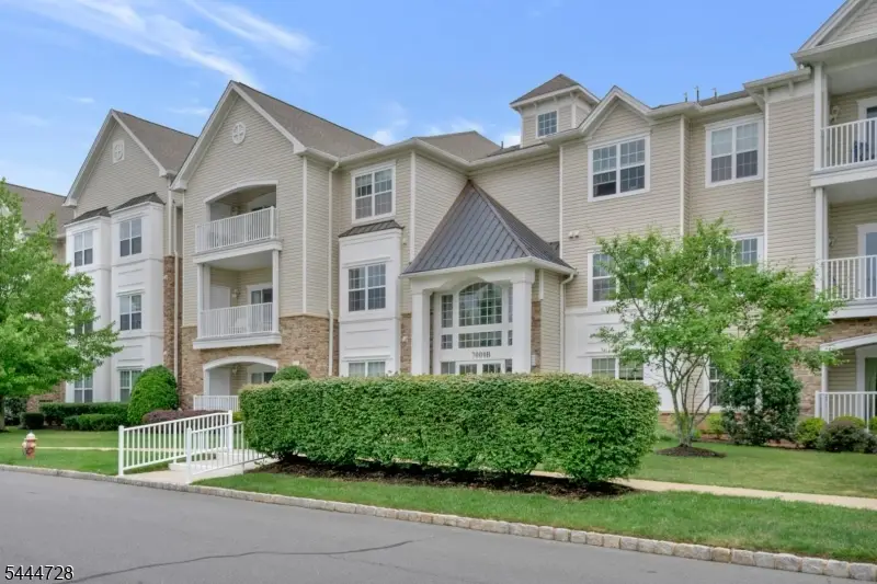 7208 Westover Way, Franklin, NJ 08873 - #1