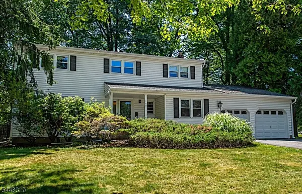 109 Leamoor Dr, Parsippany-Troy Hills Twp., NJ 07054