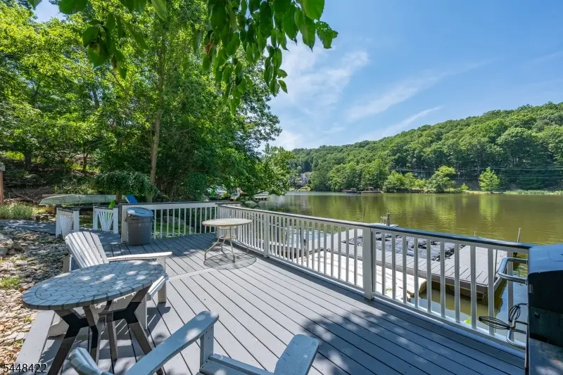 38 Oneida Ave, Hopatcong, NJ 07843 - #1