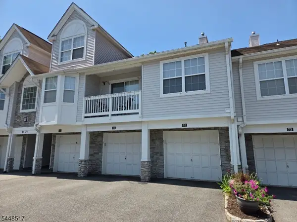 63 Autumn Ct, Roxbury Twp., NJ 07852