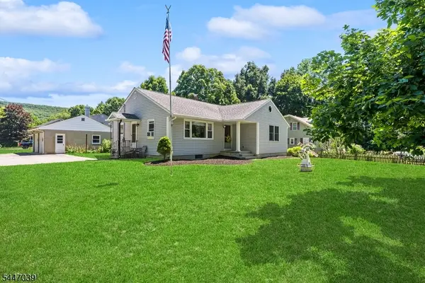 162 Cozy Lake Rd, Jefferson Twp., NJ 07438
