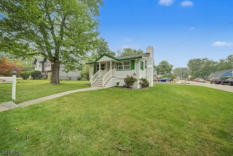 104 Lake Shore Dr, Lake Hiawatha, NJ 07034 - #3