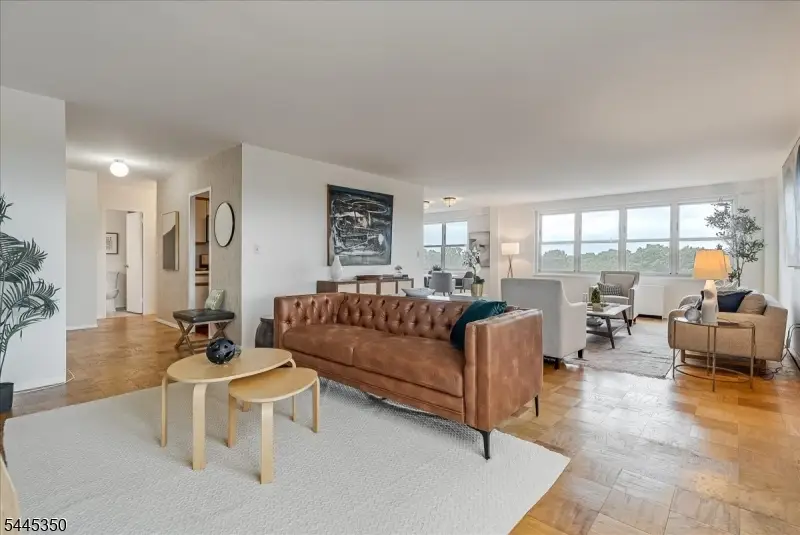 926 Bloomfield Ave #8G, Glen Ridge, NJ 07028 - #1