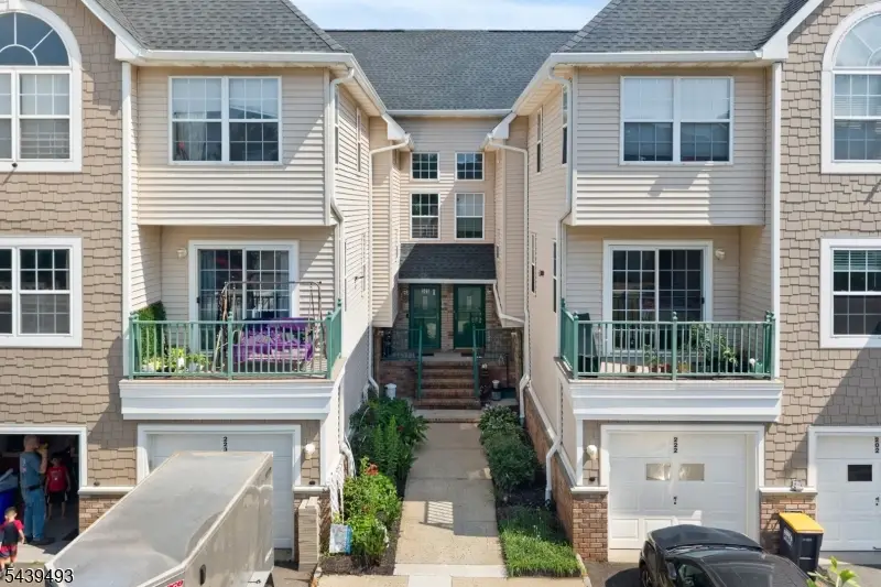 202 Rhoads Dr, Belle Mead, NJ 08502 - #3