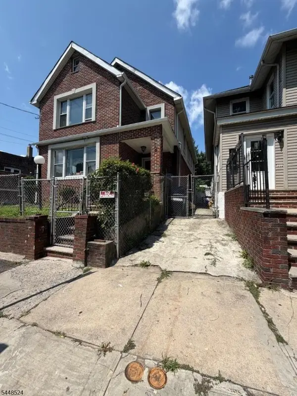 139 Osborne Ter, Newark City, NJ 07108