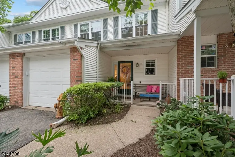 19 Maple Ln, Mount Arlington, NJ 07850 - #2