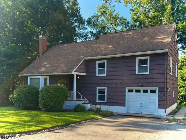 208 Riverside Dr, Denville Twp., NJ 07834