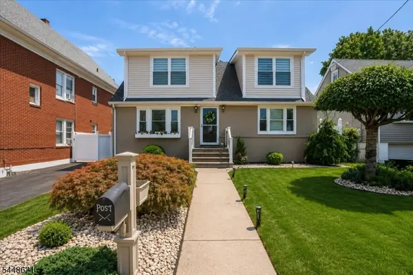 18 N 8th St, Paterson City, NJ 07522