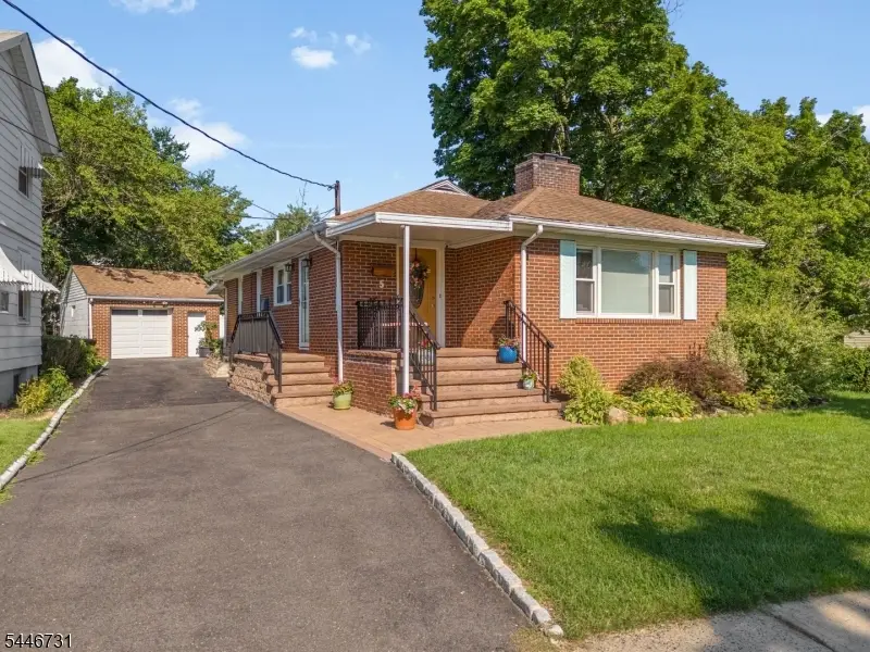 5 Gaston Ave, Raritan, NJ 08869 - #2