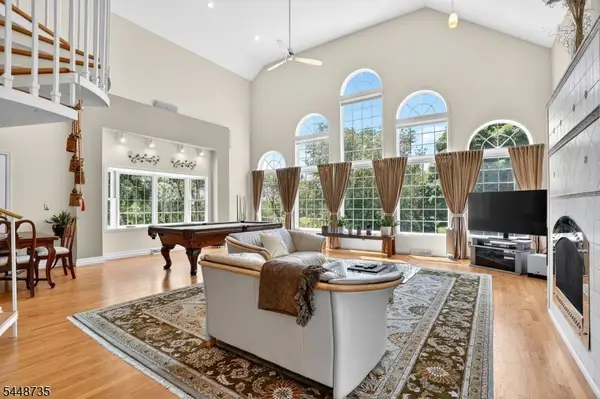 905 Kip Ln, Branchburg Twp., NJ 08853