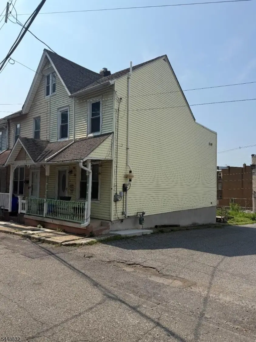 12 Brainard St, Phillipsburg, NJ 08865 - #2