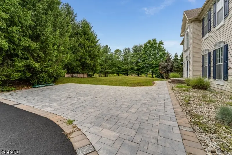 209 Kuhl Rd, Raritan, NJ 08822 - #3