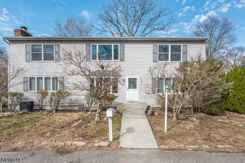 558 Beech St, Washington, NJ 07676 - #1