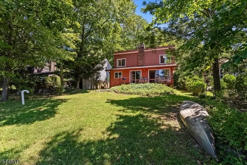 907 Plymouth Lake Dr, Stillwater, NJ 07860 - #2