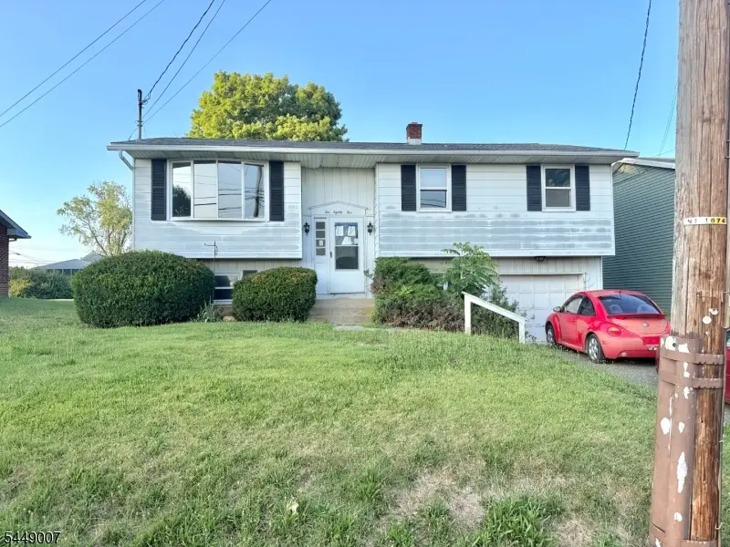 1085 Grand St, Phillipsburg, NJ 08865 - #1