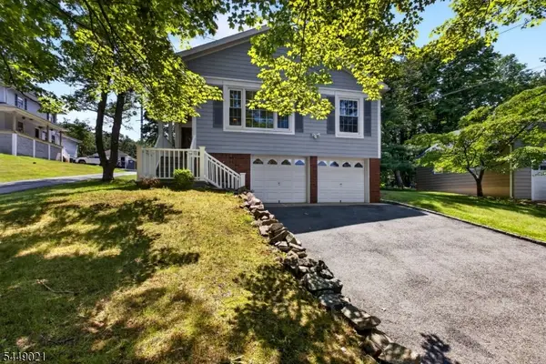 144 Gould Ave, North Caldwell Boro, NJ 07006