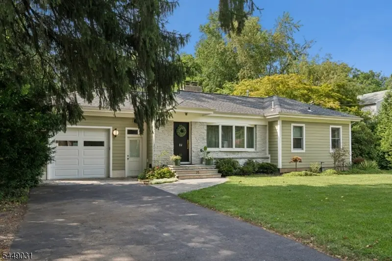 75 Birchwood Knls, Lawrence, NJ 08648 - #1