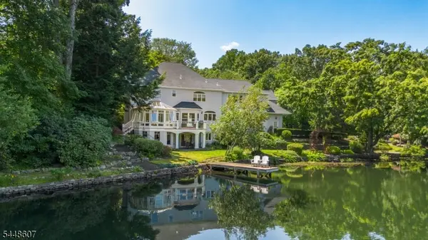 5 Crane Rd, Mountain Lakes Boro, NJ 07046