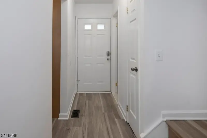 903 Wetherburn Ct, Raritan, NJ 08822 - #3