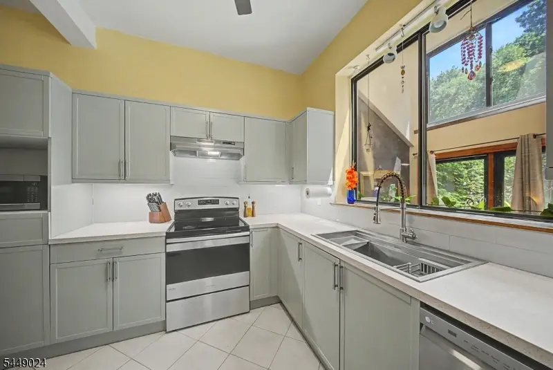 205 Joseph Ln, Mine Hill, NJ 07803 - #3