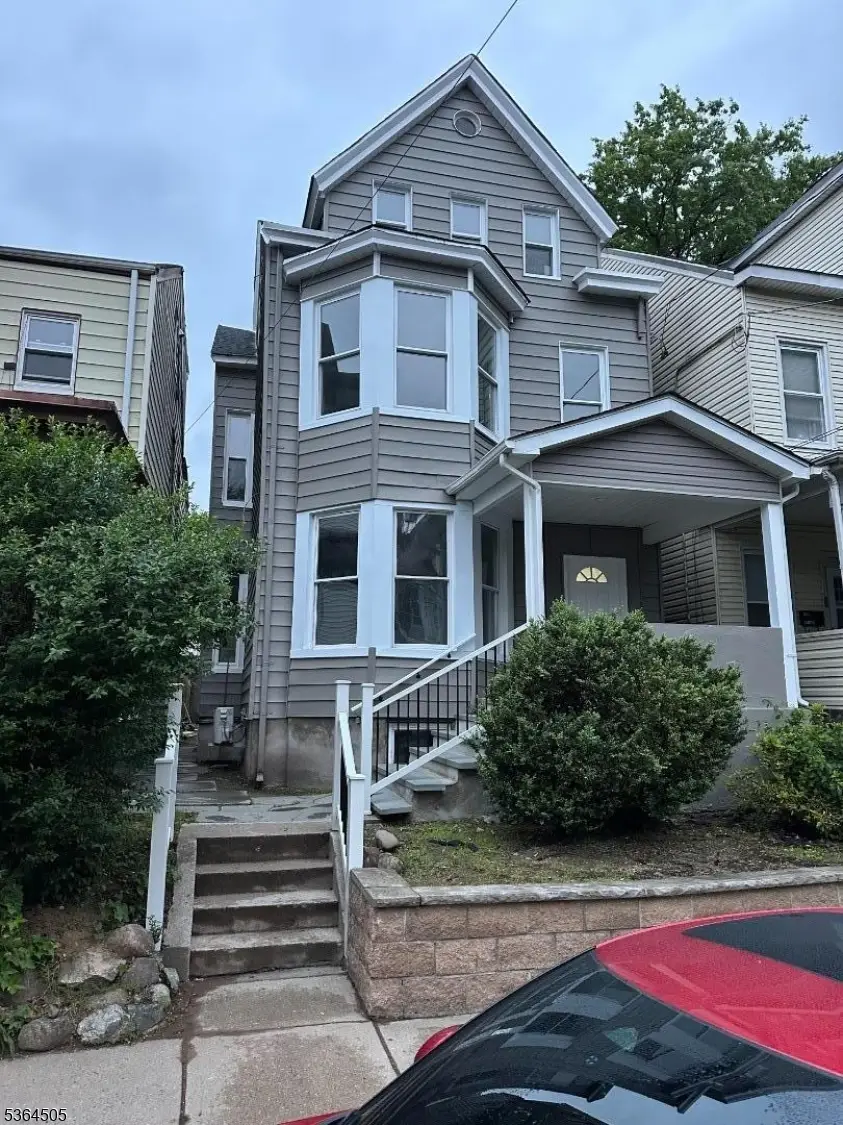 676 E 24th St, Paterson, NJ 07504 - #1
