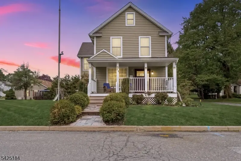 13 New St, Washington, NJ 07882 - #1